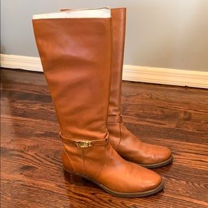 Etienne Aigner Boots